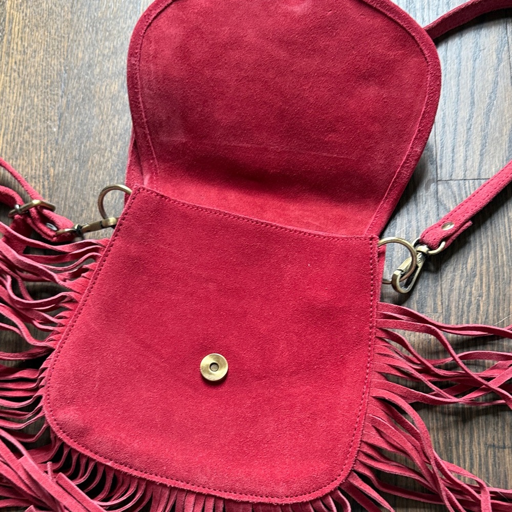 Fringed Suede Crossbody Bag in Red with Woven Accent - Picture 3 of 6